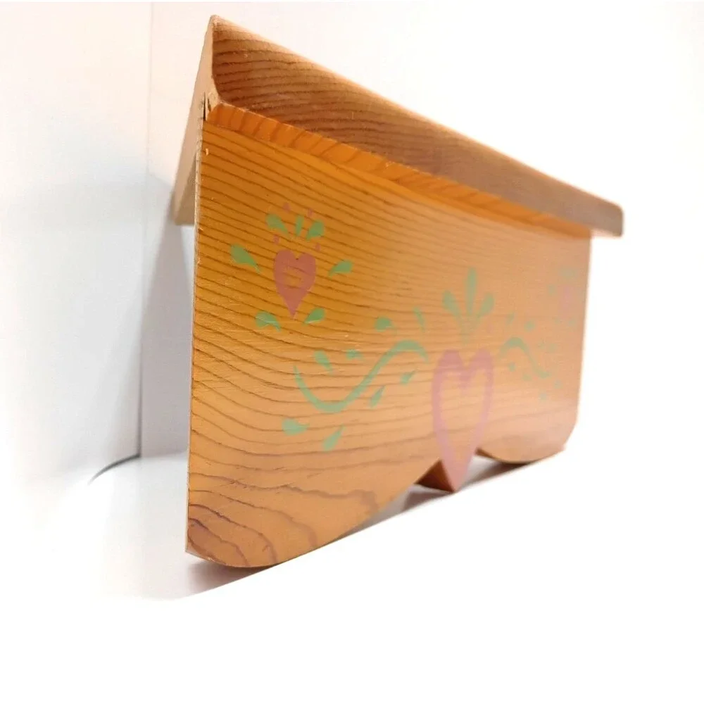 Honey Oak Corner Tabletop Shelf, Handmade, Painted Hearts, VTG Farmhouse Grandma
